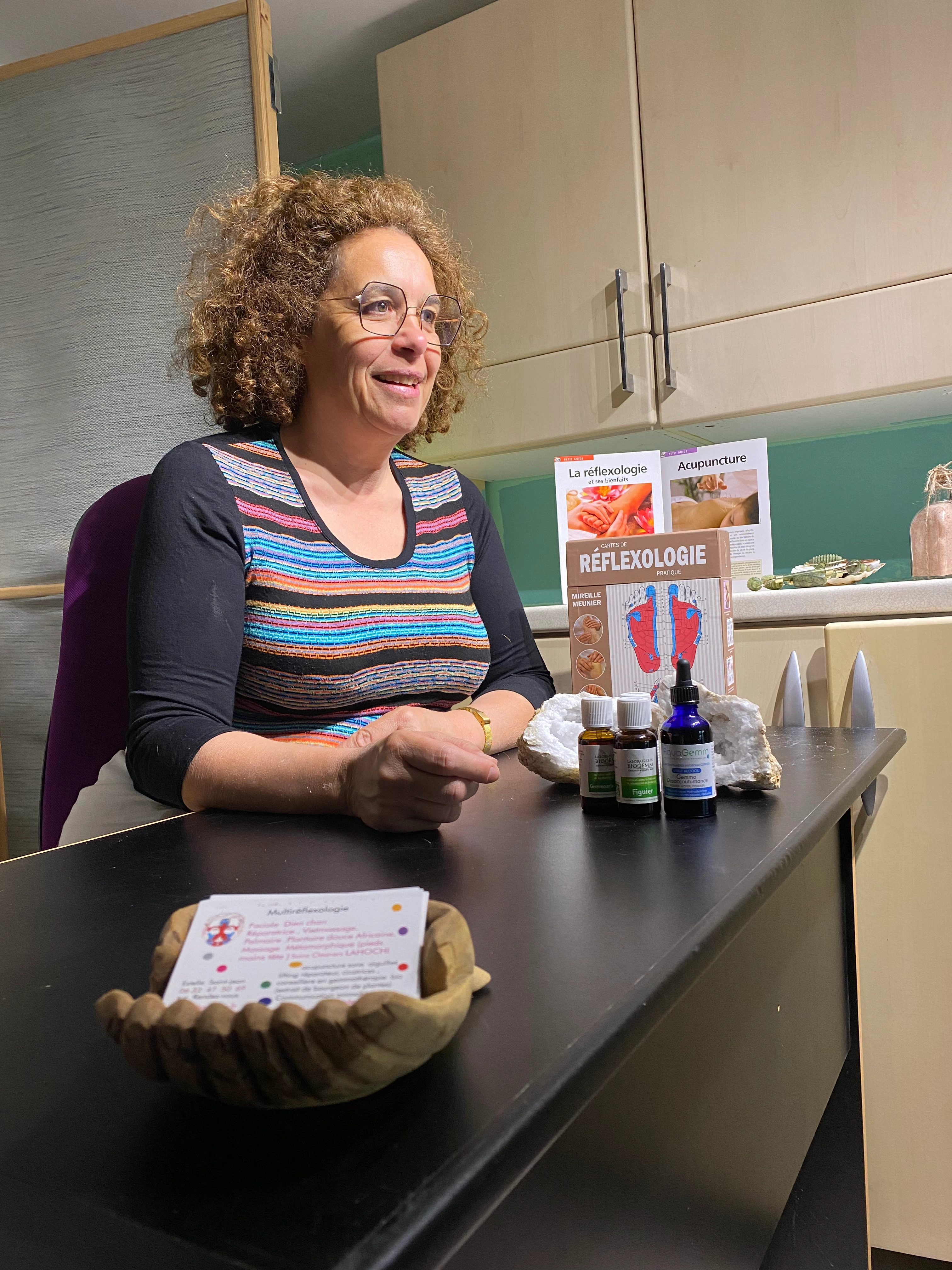 Cabinet de naturopathie et massage bien-être à Lunel, table de soin